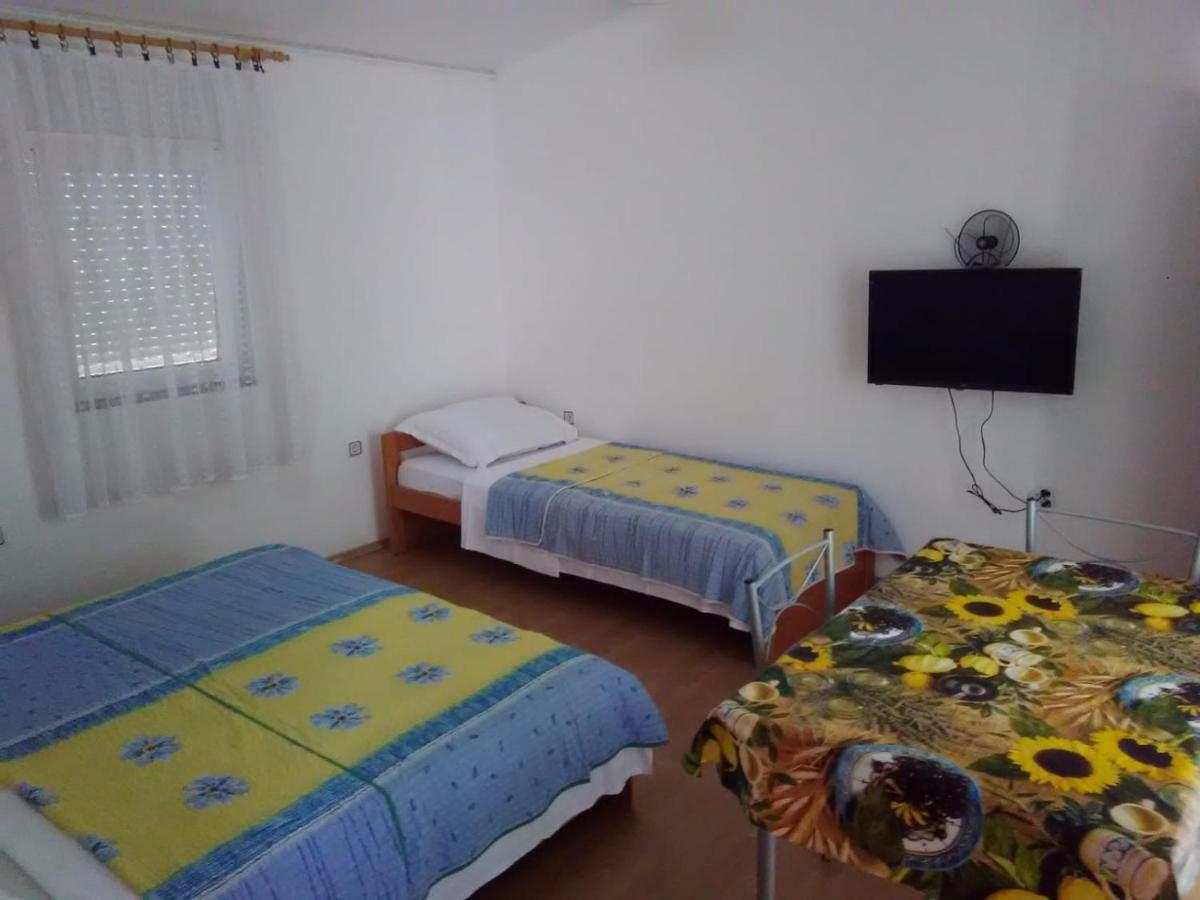 Apartmani Kovacic Murter Exterior foto
