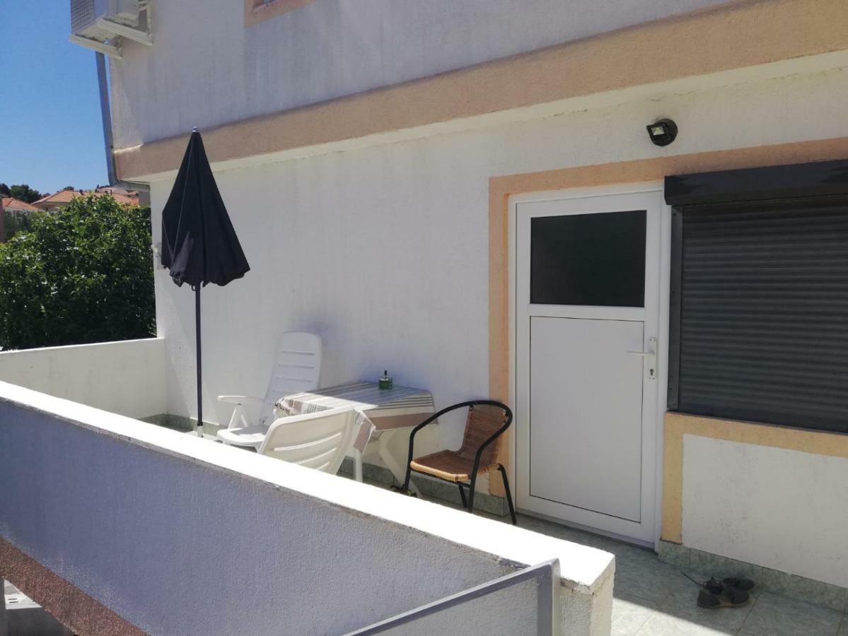 Apartmani Kovacic Murter Exterior foto