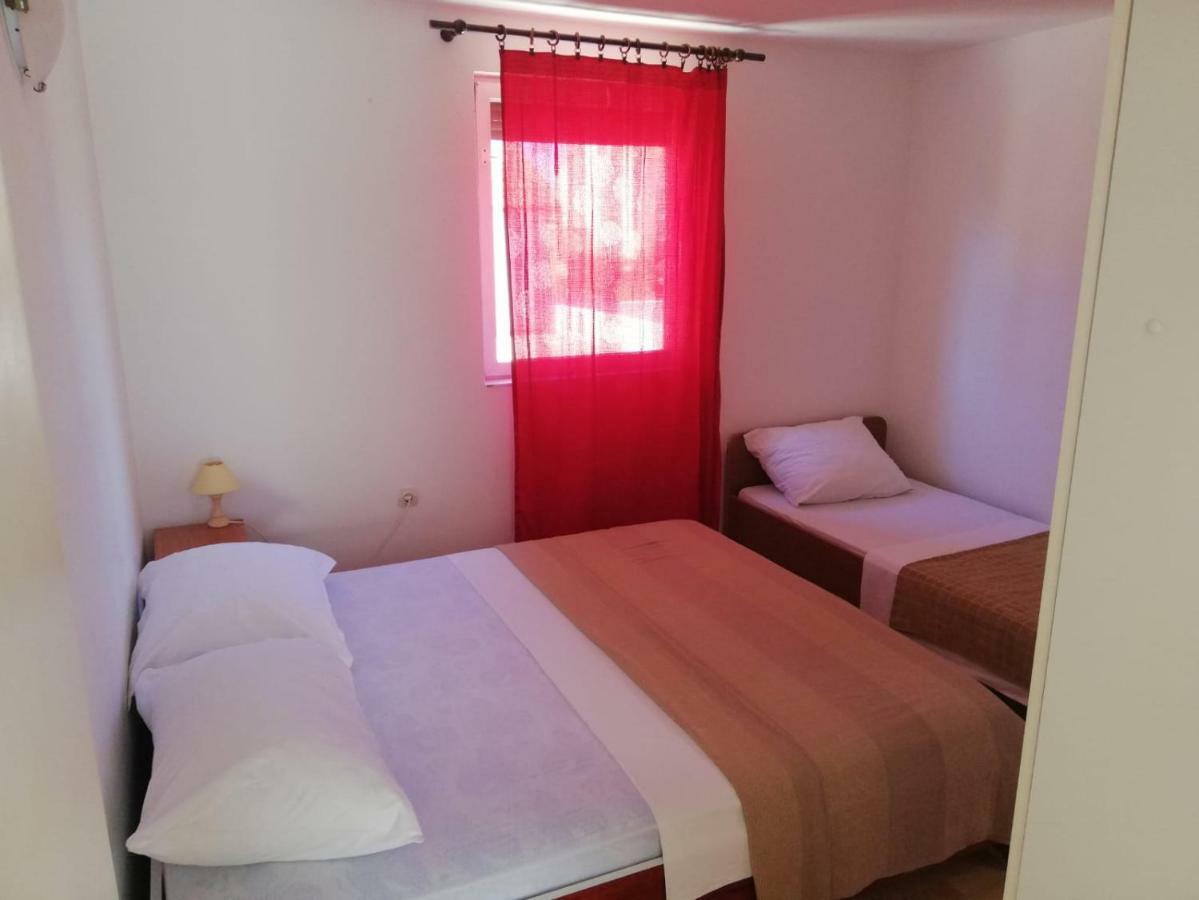 Apartmani Kovacic Murter Exterior foto
